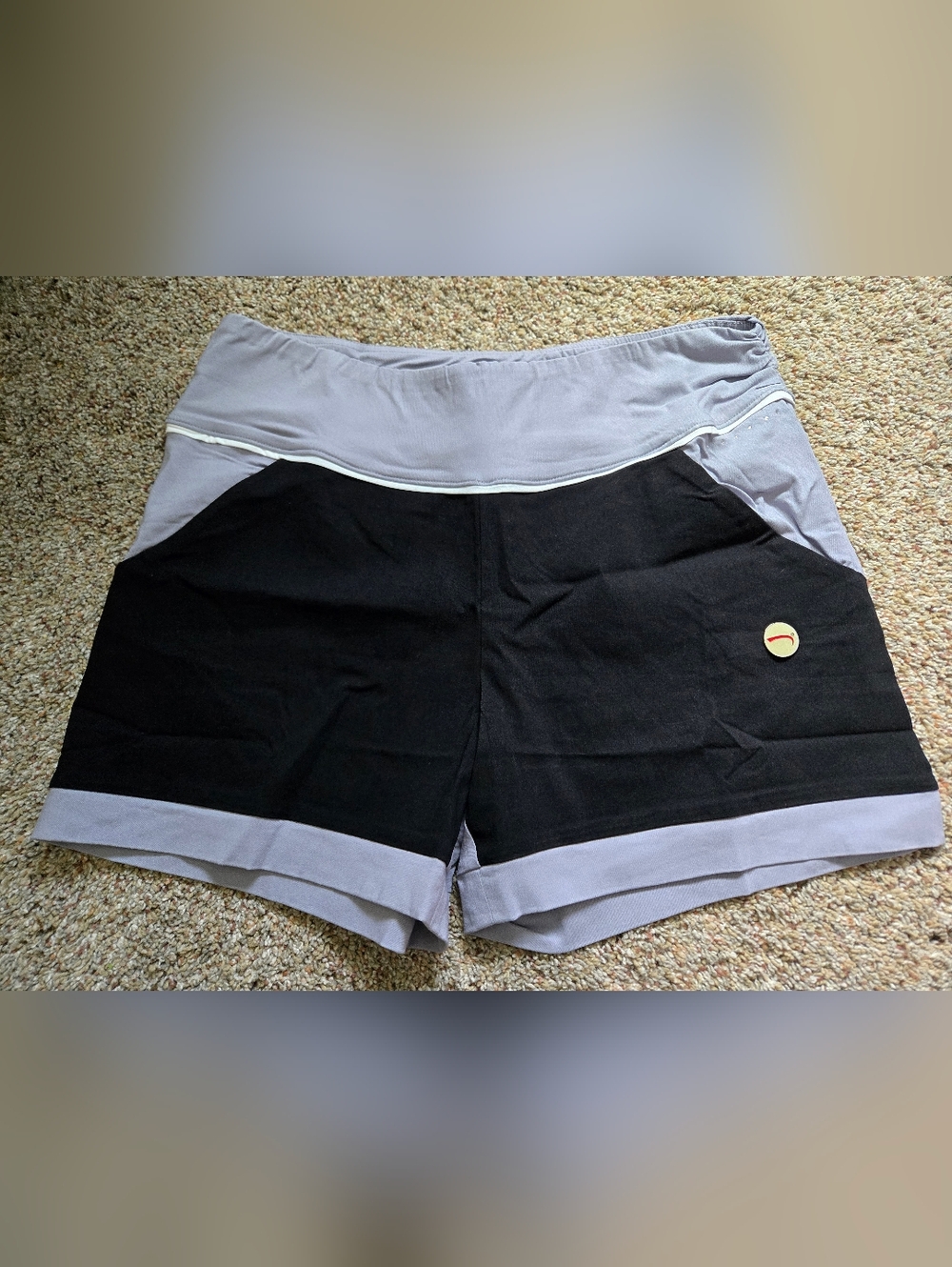 NWT SwingDish Women's Black and Gray Golf Shorts with Gathered Waistband,XL